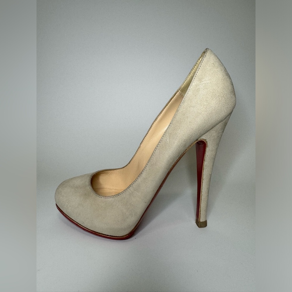 $895 Christian Louboutin Neutral Beige Suede Leather Pumps High Heels Shoes 35.5